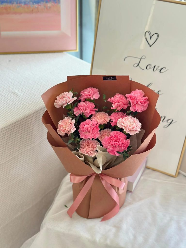 Make a Bold First Impression with Fresh Blooms