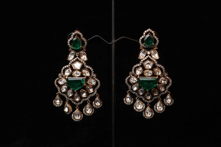 A Fresh Look at Designer Indian Jewellery Online and Kundan Flair