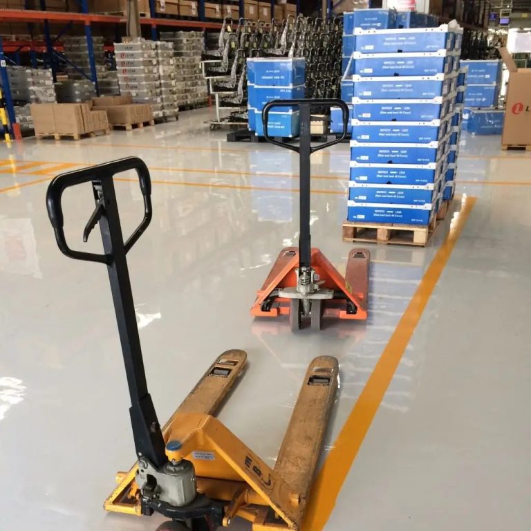 Hard-wearing Epoxy Floors that keep kennels clean and safe Hard-wearing Epoxy Floors that keep kennels clean and safe