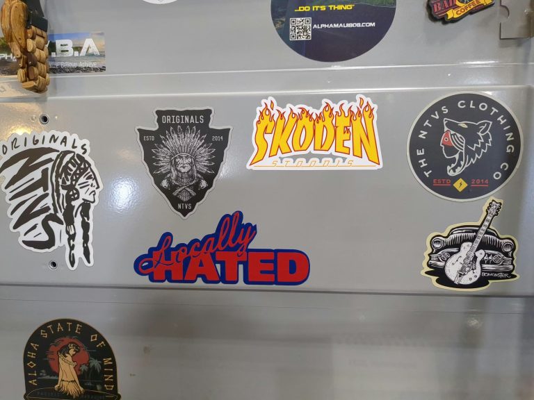 A Practical Guide to Decolonize Sticker Echoes in Canada