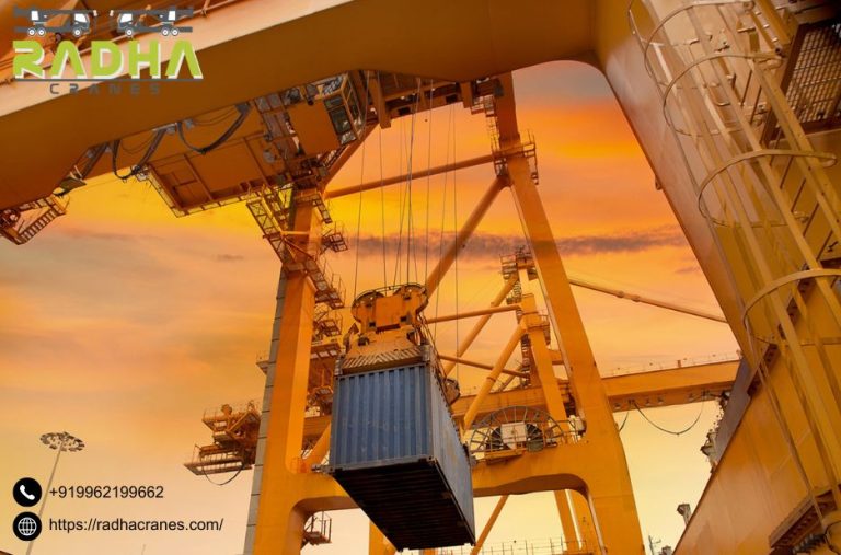 Heavy Lift Solutions: Reliable Equipment for Complex Projects