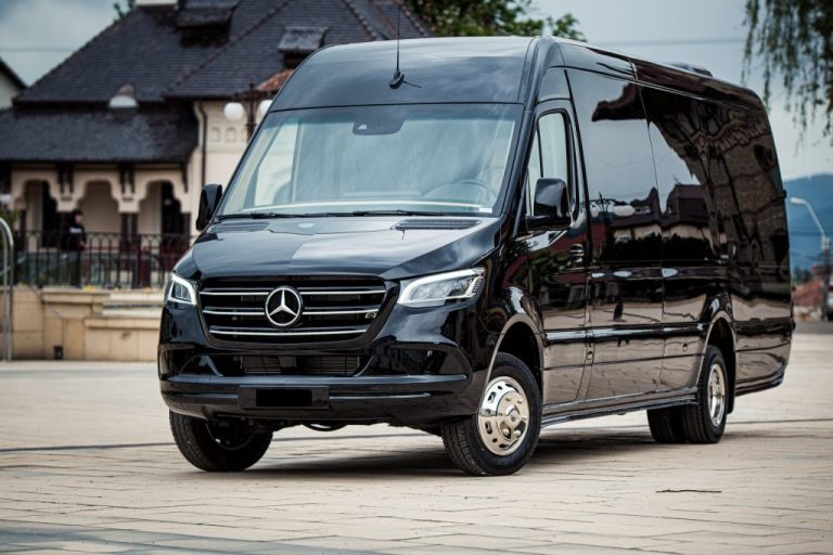 Convenient Bus Hire in Rome for Groups and Tours Convenient Bus Hire in Rome for Groups and Tours