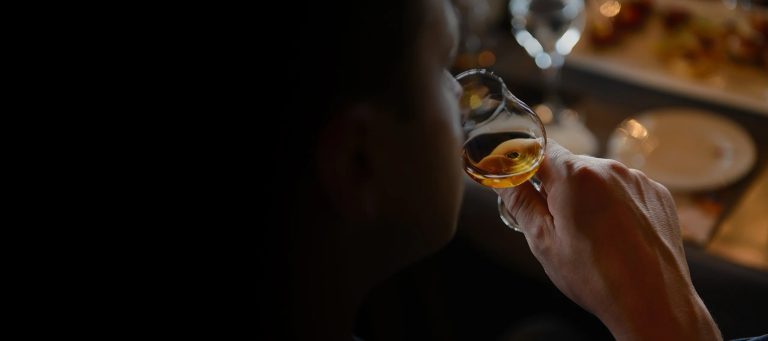 Discover the Ultimate Whiskey Tasting Box Experience